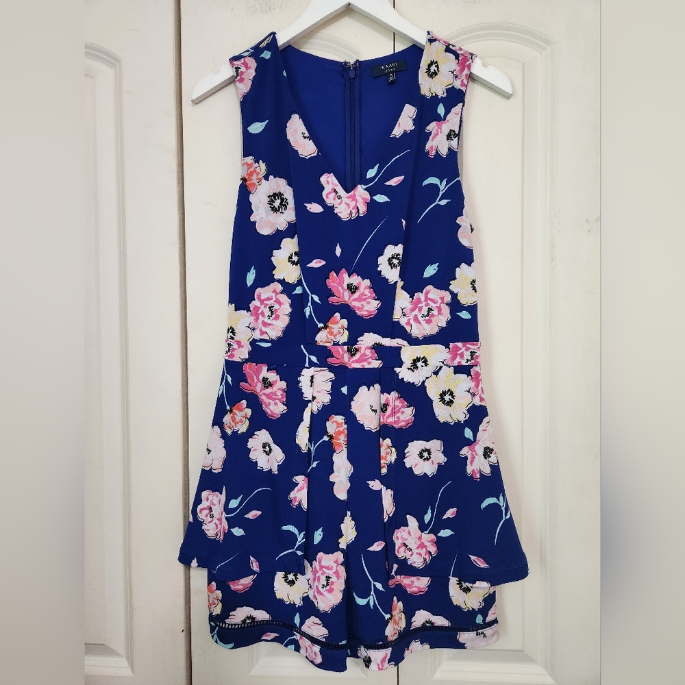 Kaari Blue Sleeveless V-neck Blue & Pink Floral Romper Size Small